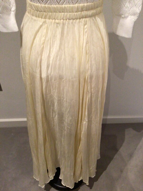 !SOLD! Vintage 80s pure silk maxi skirt, Harrods of Knightsbridge, full circle, current UK 10-14 - Image 4