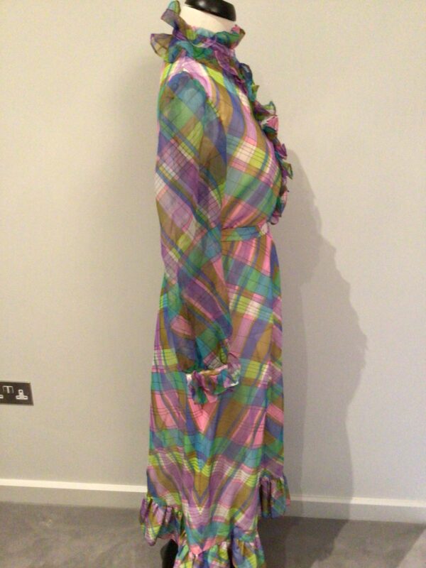 Vintage 60s maxi skirt & blouse by Elspeth Innes current UK 8, fabulous print - Image 5