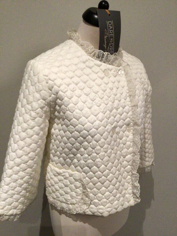 SOLD! Vintage 70s Luxair of London quilted bed jacket / nightwear, 3/4 sleeves, pristine white, fits to UK 12