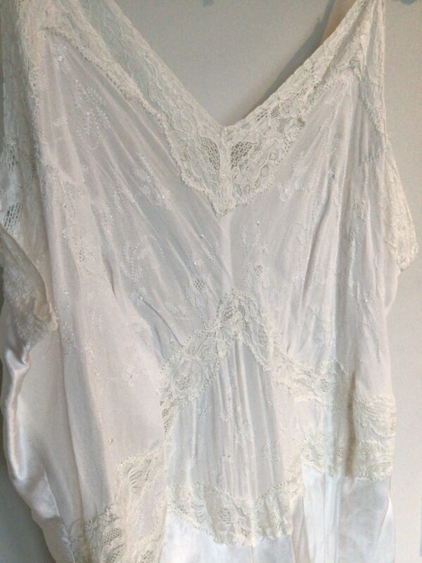 Vintage 50s pure silk negligée / slip / dress, lace inserts, current UK 8/10, fabulous - Image 4