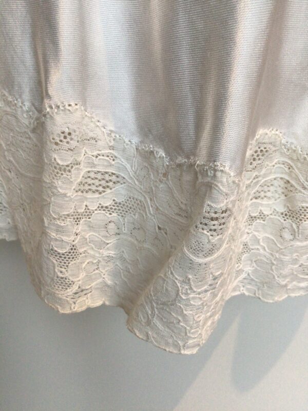 Vintage 50s pure silk negligée / slip / dress, lace inserts, current UK 8/10, fabulous - Image 3