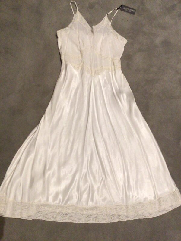 Vintage 50s pure silk negligée / slip / dress, lace inserts, current UK 8/10, fabulous